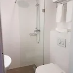 New Century 3* אמסטרדם