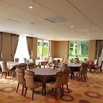New Century 3* אמסטרדם