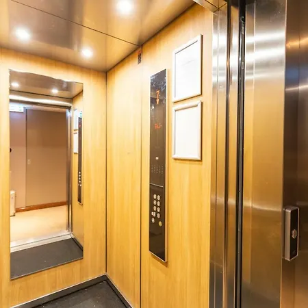 New Century Hotel 3*