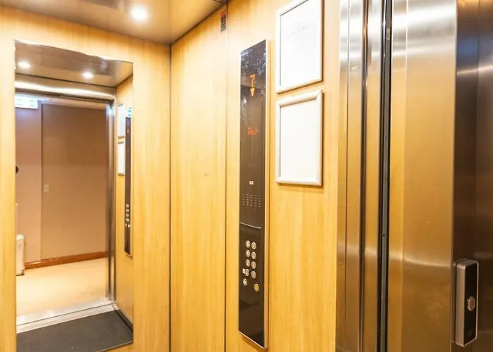 New Century Hotel 3*